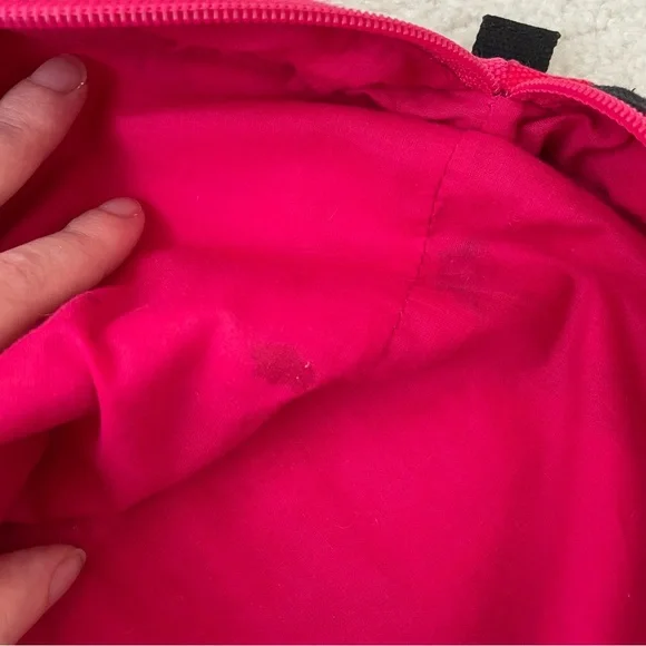 Marimekko Avon Breast Cancer Crusade Red/Pink Floral Tote Bag (Stained) - Picture 10 of 15